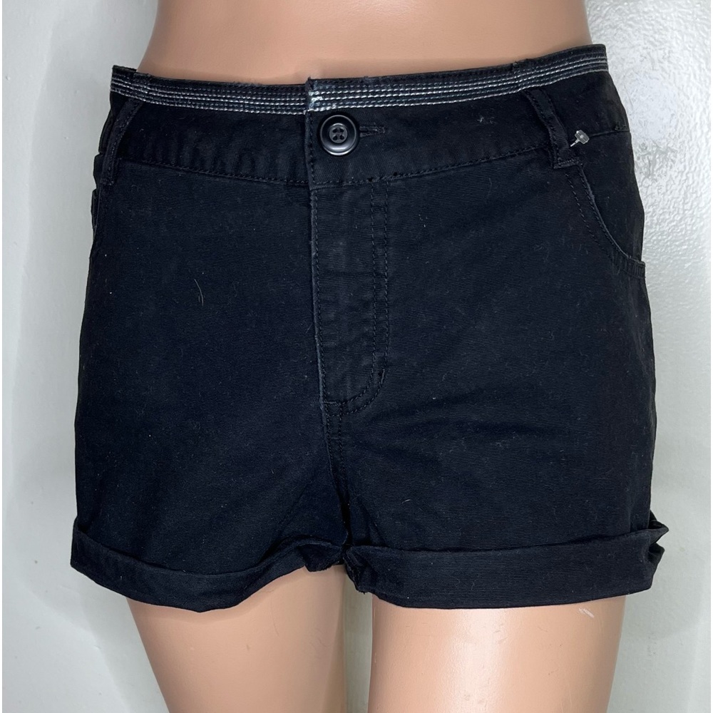 OP BLACK SZ 15 COTTON SHORTS STRETCH NEVER WORN ZIPPER POCKETS GREAT